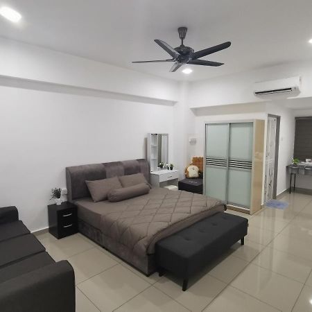 Coco Homestay 旅人の家@The Venus Sitiawan Perak Exteriér fotografie