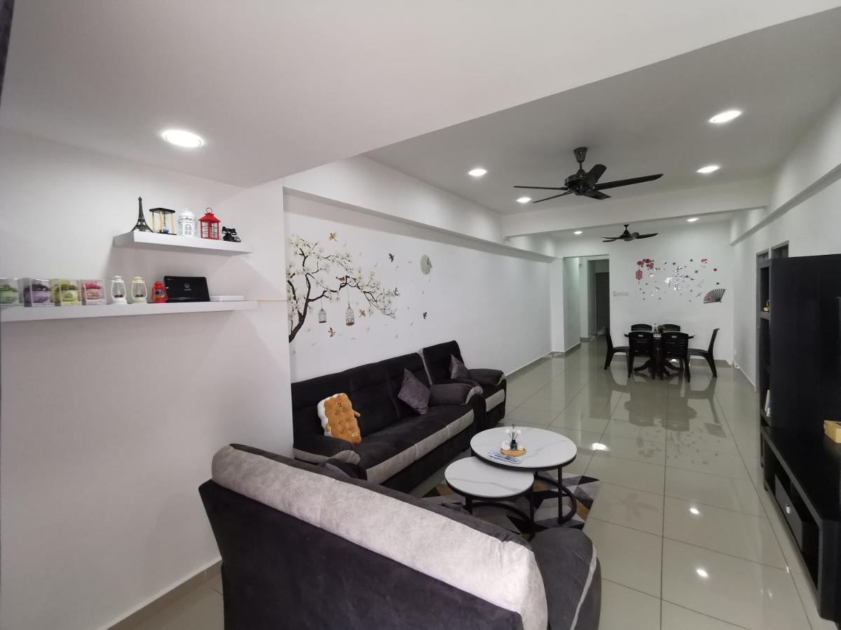 Coco Homestay 旅人の家@The Venus Sitiawan Perak Exteriér fotografie