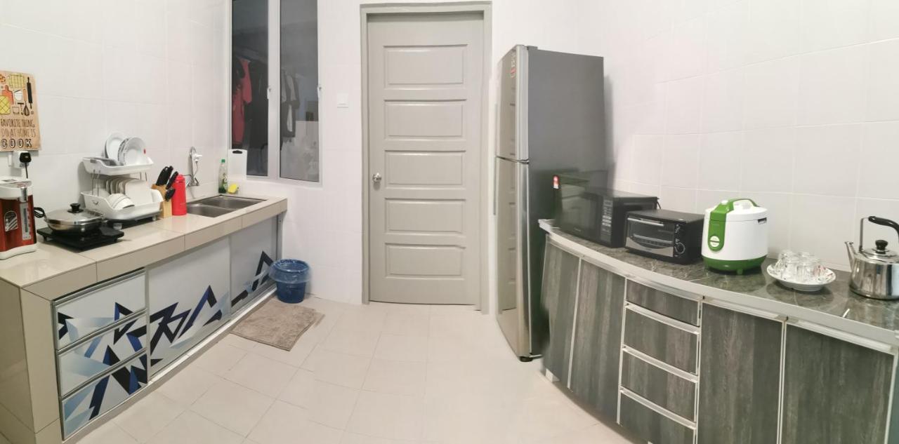 Coco Homestay 旅人の家@The Venus Sitiawan Perak Exteriér fotografie
