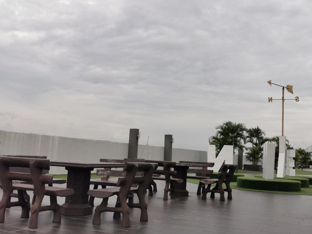 Coco Homestay 旅人の家@The Venus Sitiawan Perak Exteriér fotografie