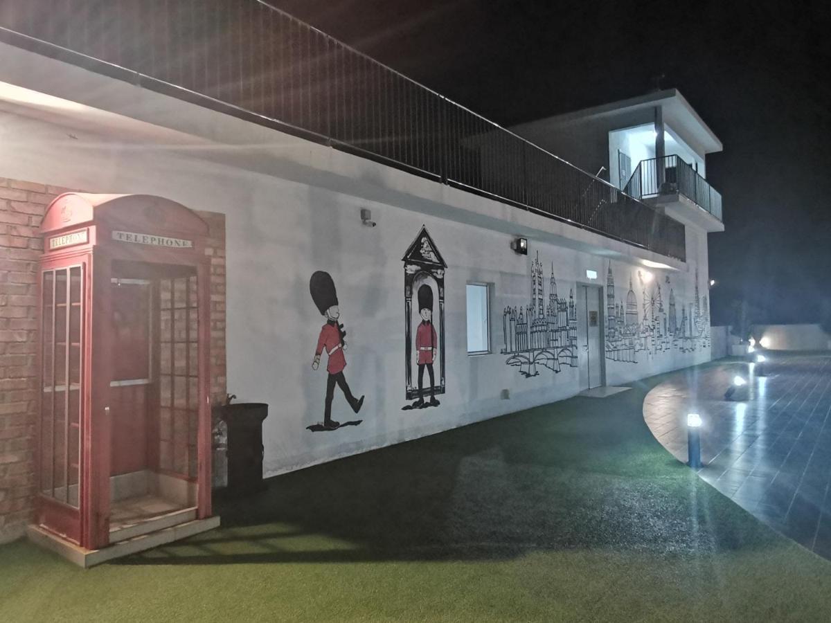 Coco Homestay 旅人の家@The Venus Sitiawan Perak Exteriér fotografie